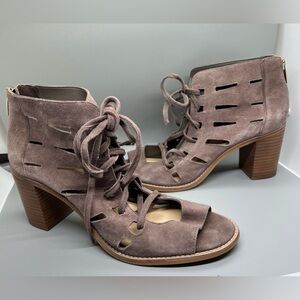 Vince  Camuto Tressa  Suede Lace up Bootie Sandals Taupe 8.5